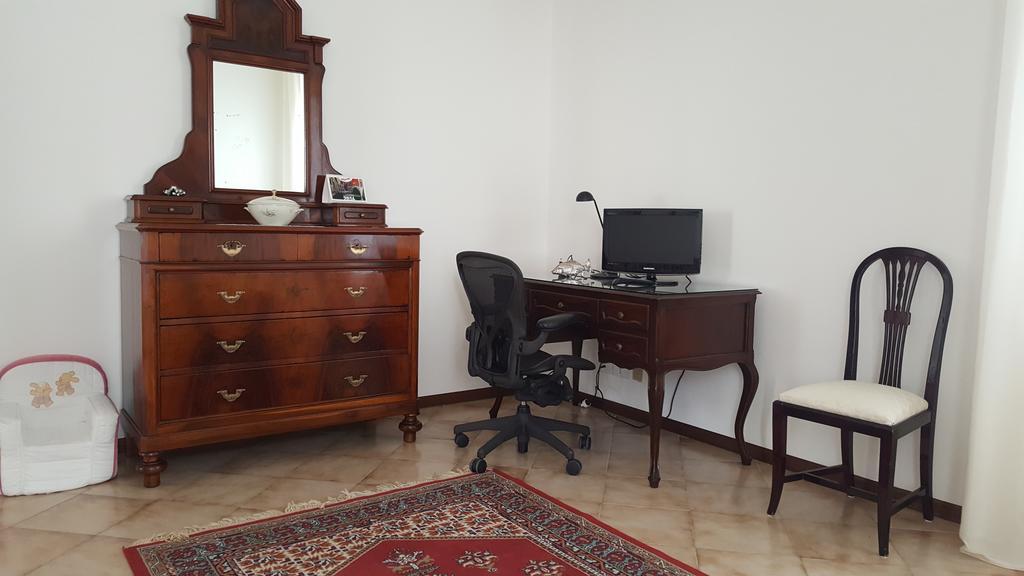 Chiara Apartment Mestre Luaran gambar